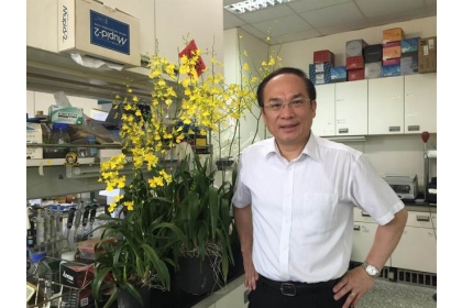 【中國時報】中興大學生物科技學研究所講座教授楊長賢，研究開花植物成效豐碩，獲頒教育部第21屆國家講座。(興大提供)