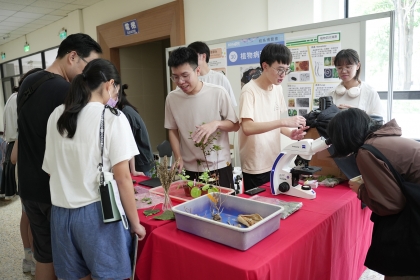 NCHU Open House and Academic Expo Draws Crowds with 65 Booths Showcasing Diverse Strengths