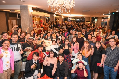 Group photo of the year-end reunion dinner for NCHU’s international students.