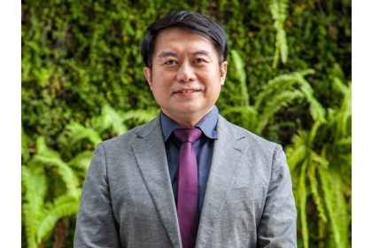 中興大學研發長宋振銘分享自己的研替經驗，認為學術機構環境好、機會多，歡迎役男來申請。（圖／宋振銘提供）