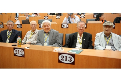 現年87歲的第4代團友李錫祺（右2）特地從泰國返台參加。