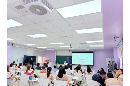 人社中心張嘉玲主任介紹香港中文大學_Timothy_Teo_教授