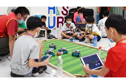 中興大學「臺灣大道的舊城區」USR團隊與臺中市中區區公所合辦「機器人動起來」公益活動