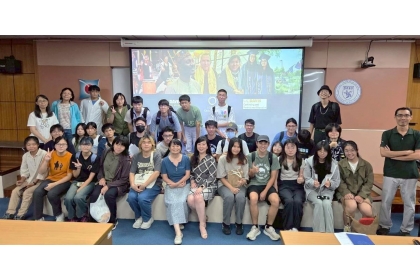 陳欣主任於昆蟲系進行 3+X 學碩計畫與 GREAT Program 說明會，與學生互動合影。