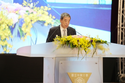 興大畢典登場　孔祥重院士勉勵以深度思考擘劃未來