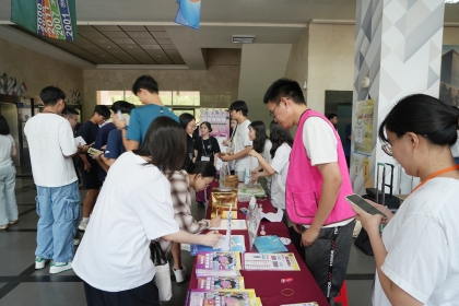 現場舉辦攤位集點贈禮活動