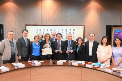From left to right: Dr. Tung-Chieh Tsai, Mr. Yi-Da Chen, Dr. Dorothea Debus, Ms. Christina Fritz、Dr. Katharina Holzinger, Dr. Johannes Dingle, Dr. Fuh-Jyh Jan, Dr. Yin-Tzer Shih, Dr. Kai-Jung Chi, Dr. Ying-Jiun Hsieh, Dr. Edith Su, Dr. Hui-Yun Sung 