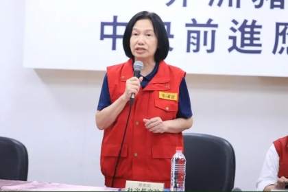 農業部次長杜文珍主持中央前進應變所記者會。(圖/台中市政府提供,2025.10.25)
