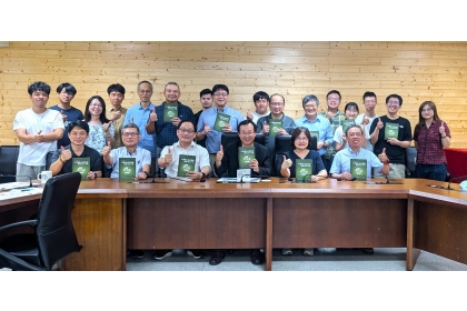 中興大學智慧永續新農業研究中心團隊