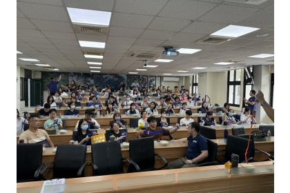 中興大學學務處健諮中心辦理「急救教育訓練 CPR+AED 實作課程」