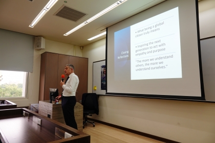 荷蘭海牙飯店管理學院院長Rogier Busser談國際化教育的真諦與挑戰 從國際高等教育到職場競爭力、重新思考國際化的意義