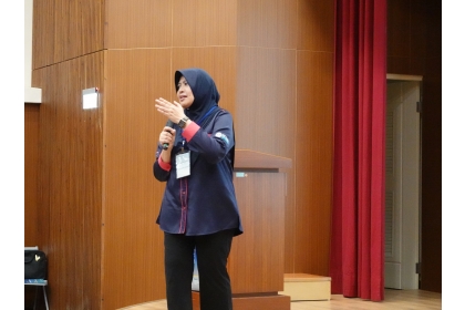 馬來西亞北方大學Suzilah_Ismail教授進行精彩分享，促進國際學術交流