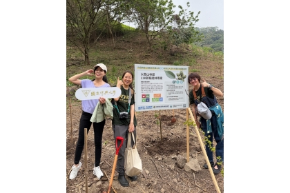 興大森林系柳婉郁教授（左1）實驗室團隊