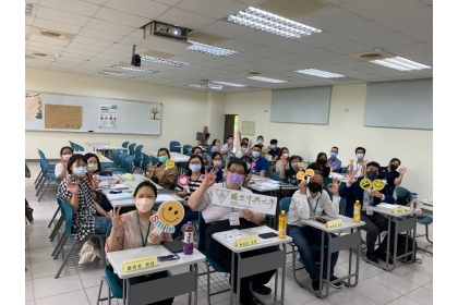 中興大學磐石產學研究中心與財團法人台灣尤努斯基金會首次合作，舉辦三零培訓課程推廣社會創新，獲得學生好評。
