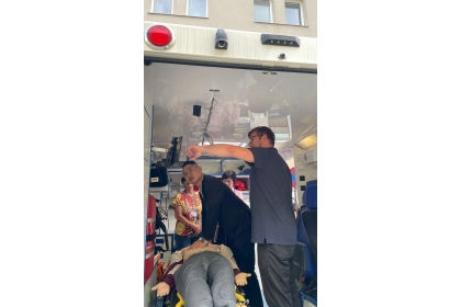 Students learning on board an ambulance at a Czech hospital. Photo courtesy of Tungs’ Taichung MetroHarbor Hospital